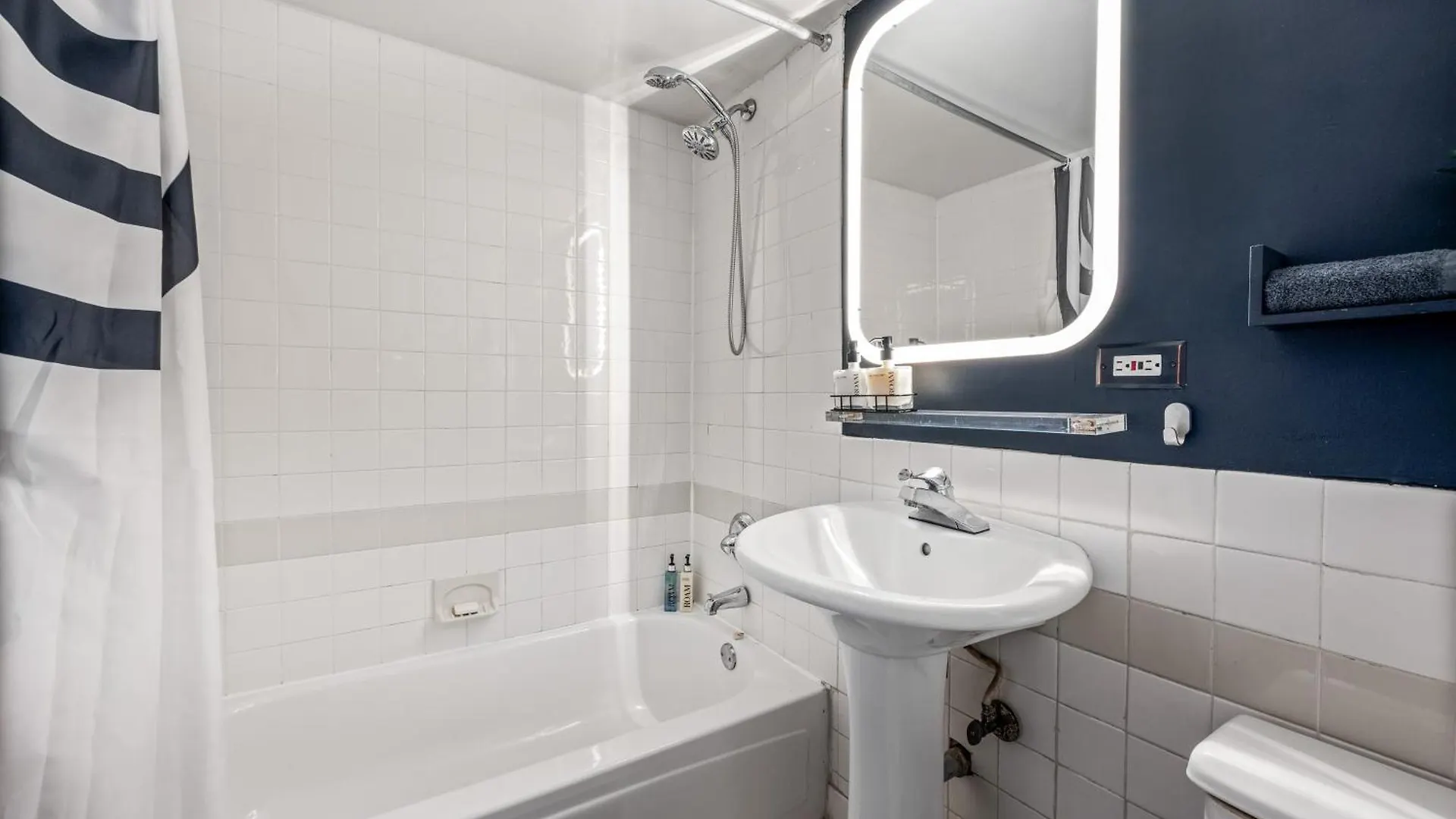 Modern Les One Bedroom New York